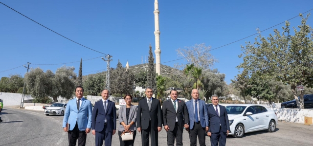   VALİ TOROS ESHAB-I KEHF’TE...