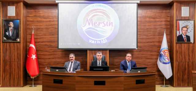   VALİ TOROS, HAYVAN BAKIMEVİ VE REH. MERKEZLERİ DEĞERLENDİRME TOPLANTISINDA...
