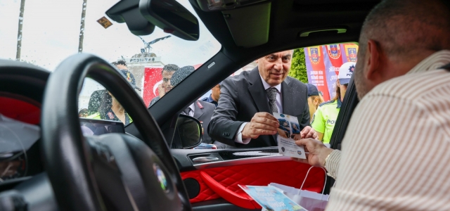  VALİ TOROS, “KARAYOLU TRAFİK HAFTASI ETKİNLİĞİ”NDE...