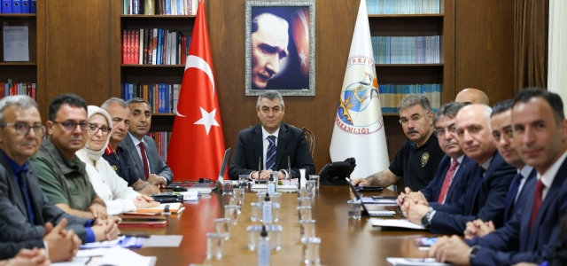  VALİ TOROS SİLİFKE’DE...