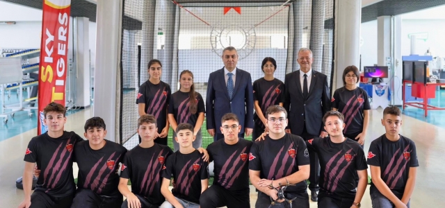  Vali Toros, Skytiger takımının gösterisini izledi...