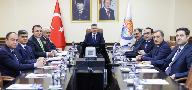 VALİ TOROS, VALİ YARDIMCILARIYLA GÖRÜŞTÜ...