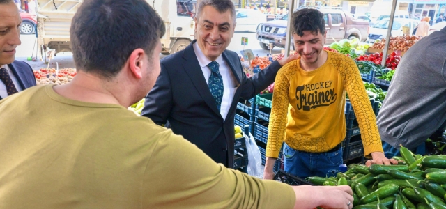 VALİ TOROS’TAN ESNAF ZİYARETİ...