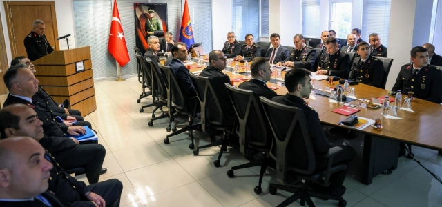 VALİS TOROS, JANDARMA GÜVENLİK VE ASAYİŞ DEĞERLENDİRME TOPLANTISINDA...
