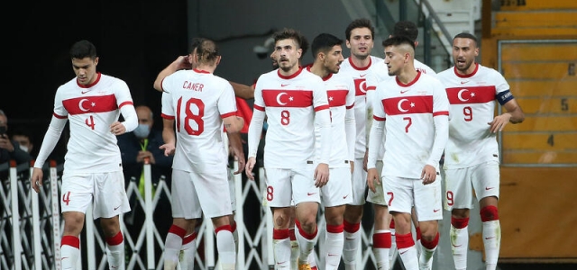 Vodafone Park'ta Millilerimizden Gol Düellosu