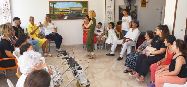 Yenişehir Belediyesi, yaş almış vatandaşların yanında...