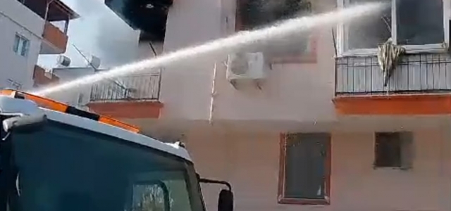 Yenişehir Belediyesi’nden yangına müdahale...